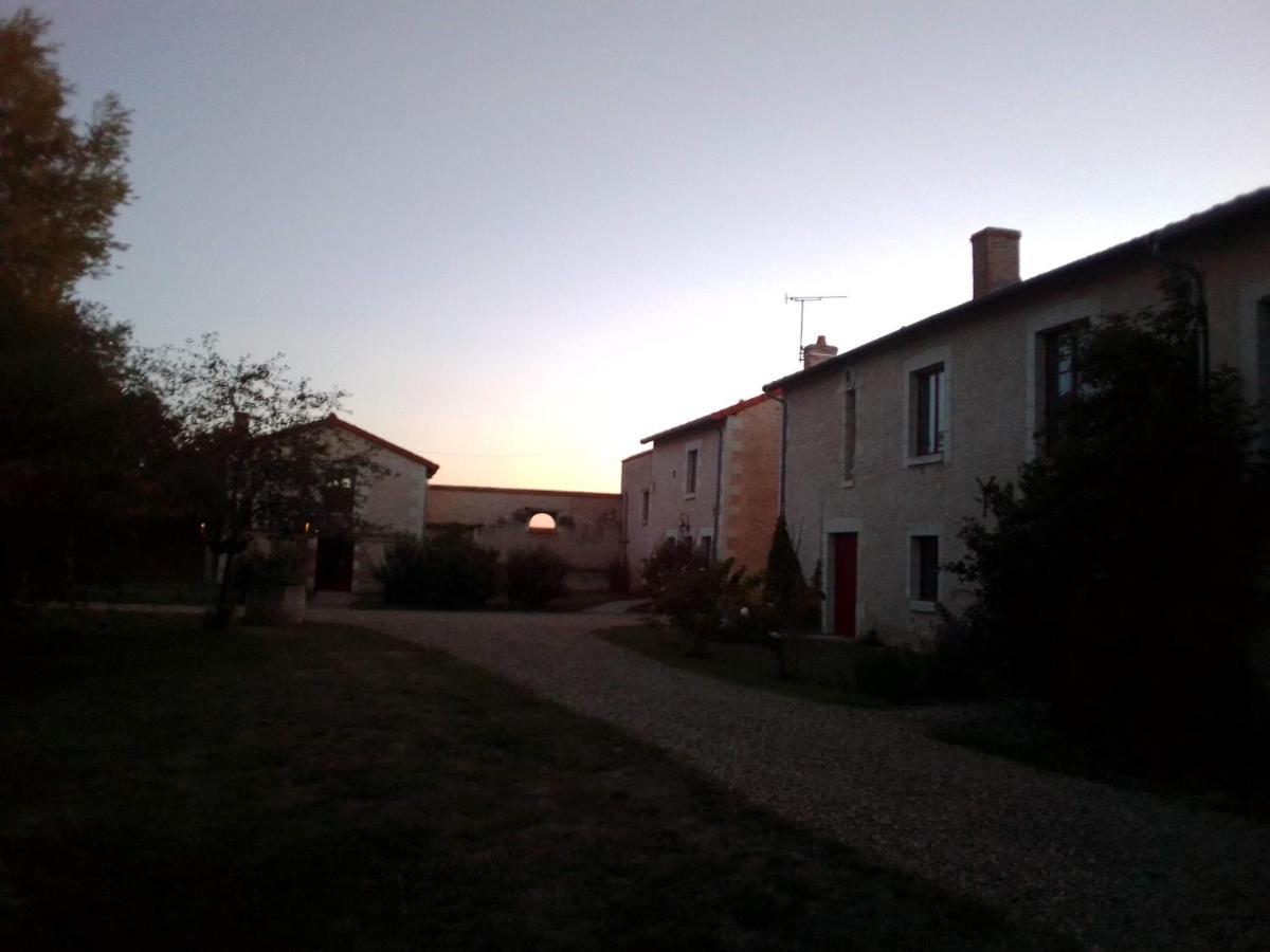 Au Repos Des Elfes Villa Braye-sous-Faye ภายนอก รูปภาพ
