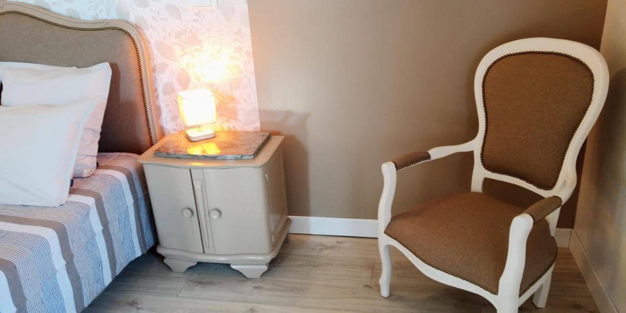 Au Repos Des Elfes Villa Braye-sous-Faye ภายนอก รูปภาพ