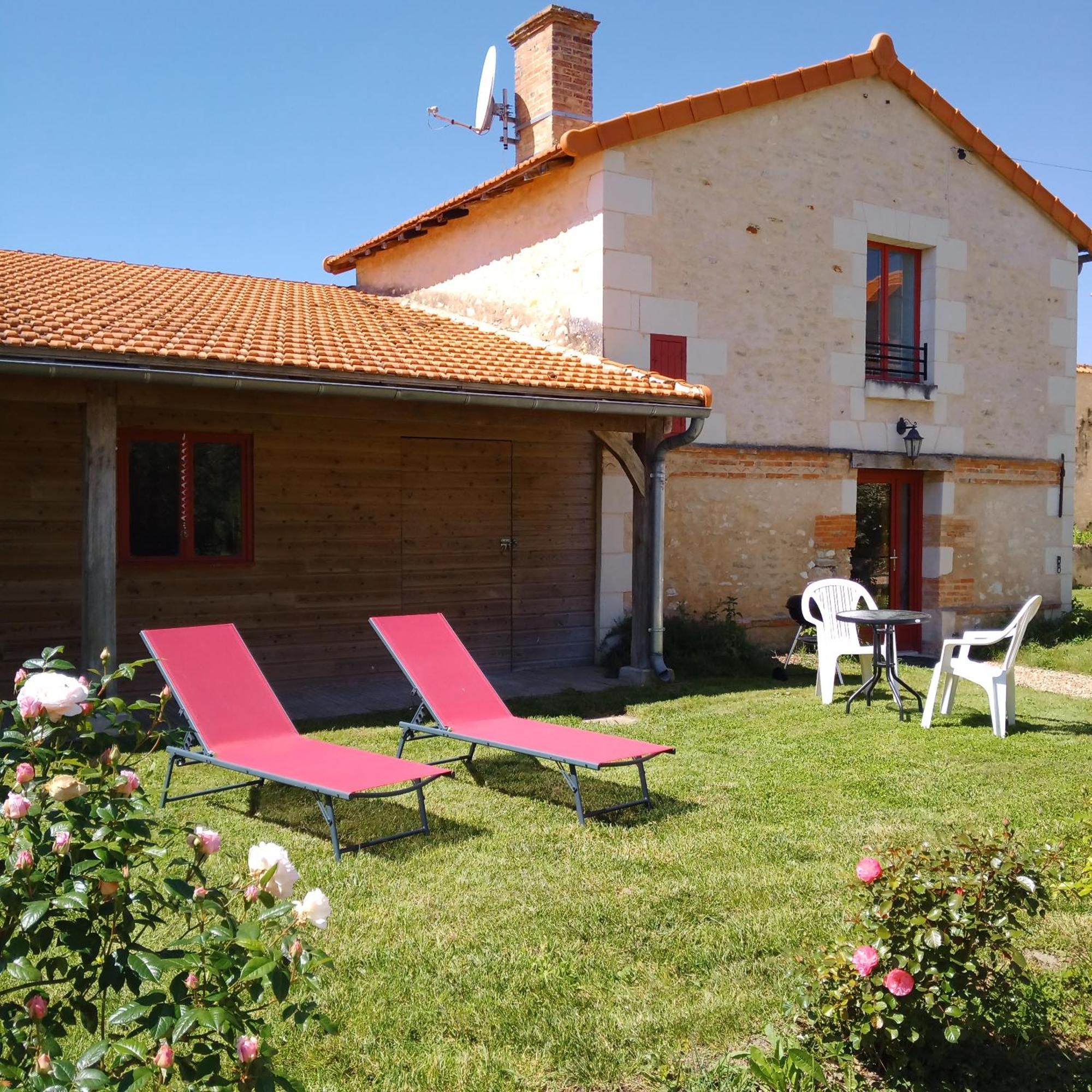Au Repos Des Elfes Villa Braye-sous-Faye ภายนอก รูปภาพ