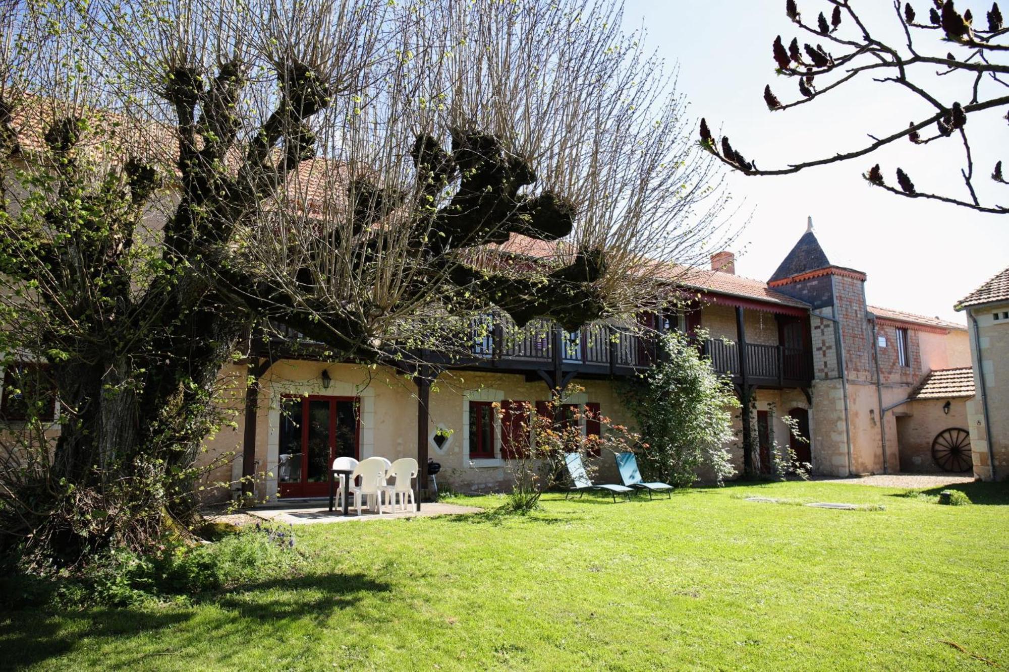 Au Repos Des Elfes Villa Braye-sous-Faye ภายนอก รูปภาพ